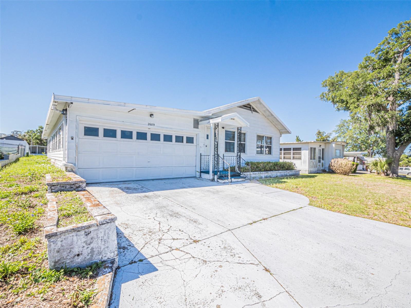 2609 Houston Place, FL