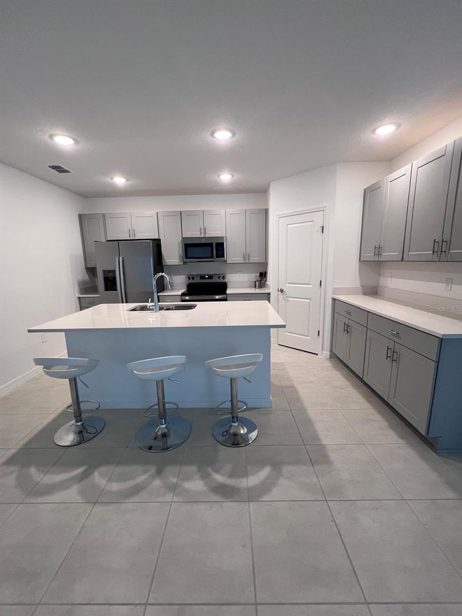 424 Wayland Drive, FL