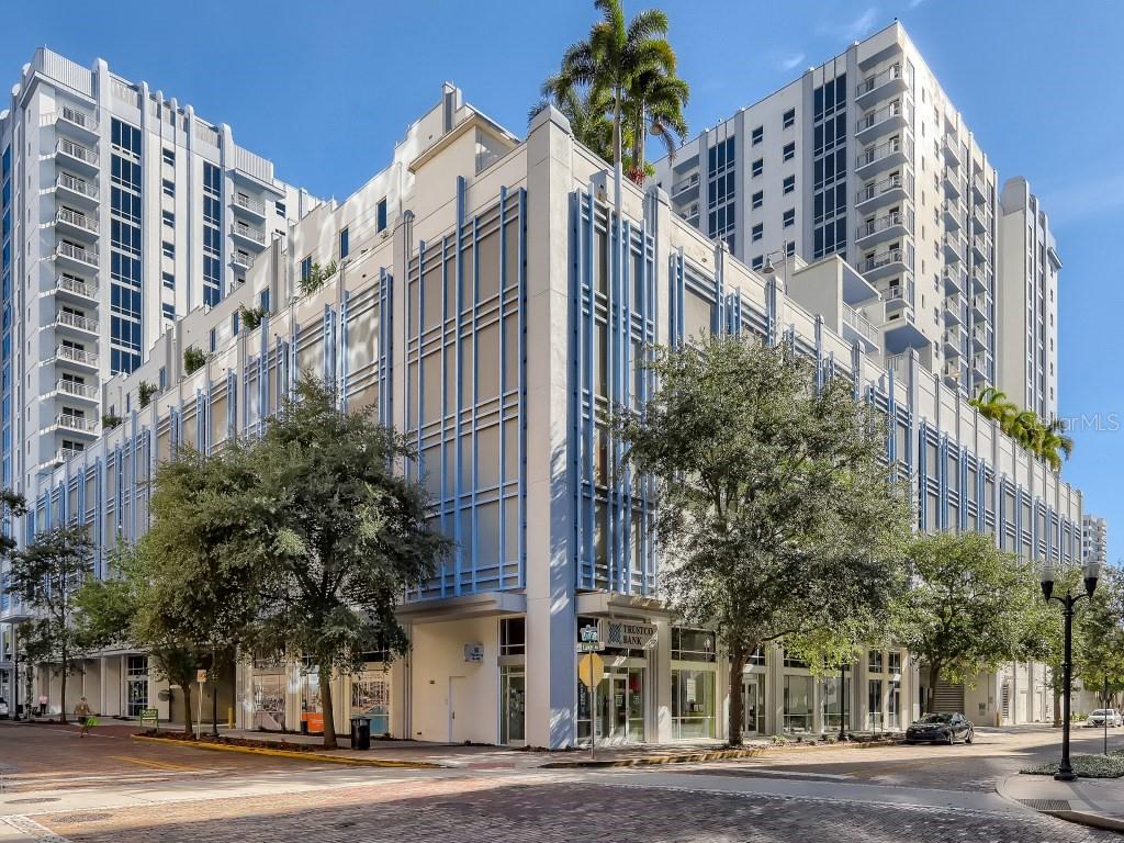 415 Pine Street, FL
