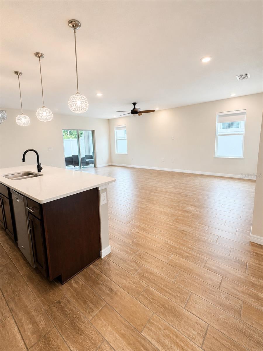 433 Sardinia Circle, FL