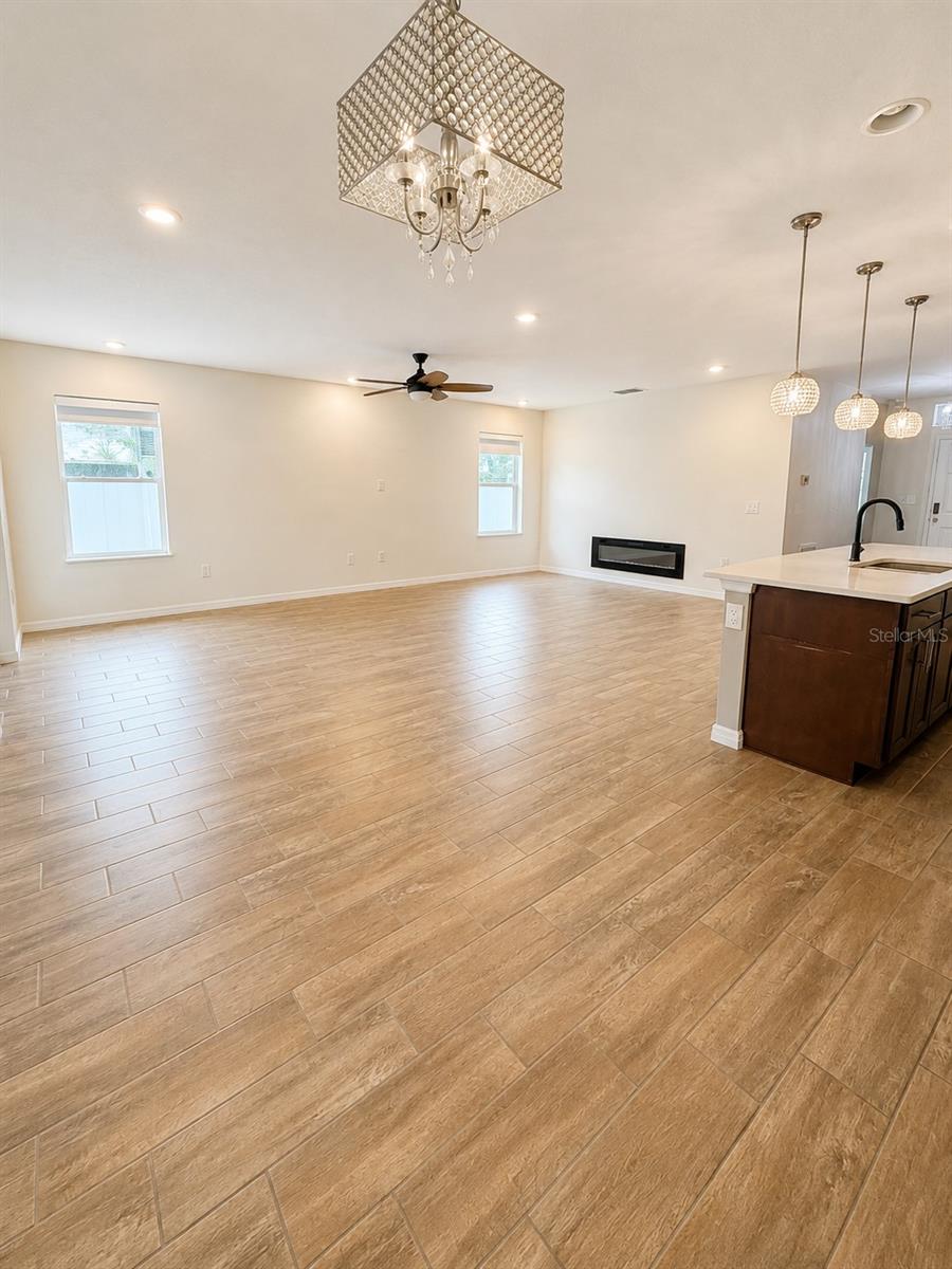 433 Sardinia Circle, FL