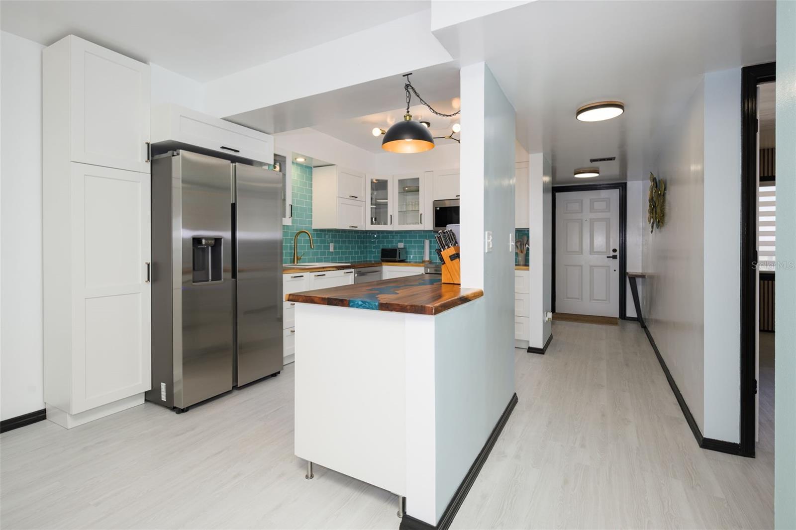 2220 Ocean Shore Boulevard, FL