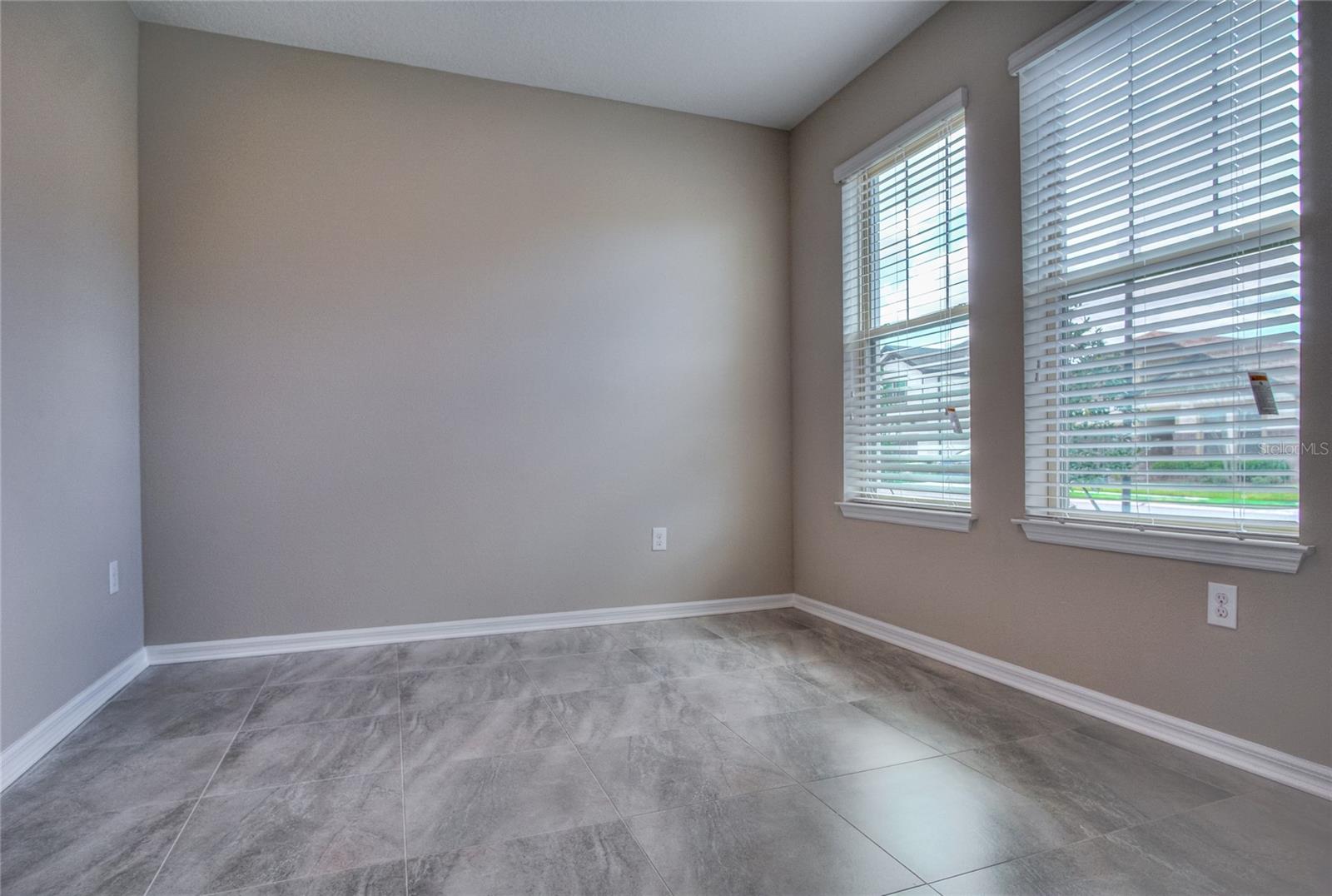 4923 Rolling Green Drive, FL