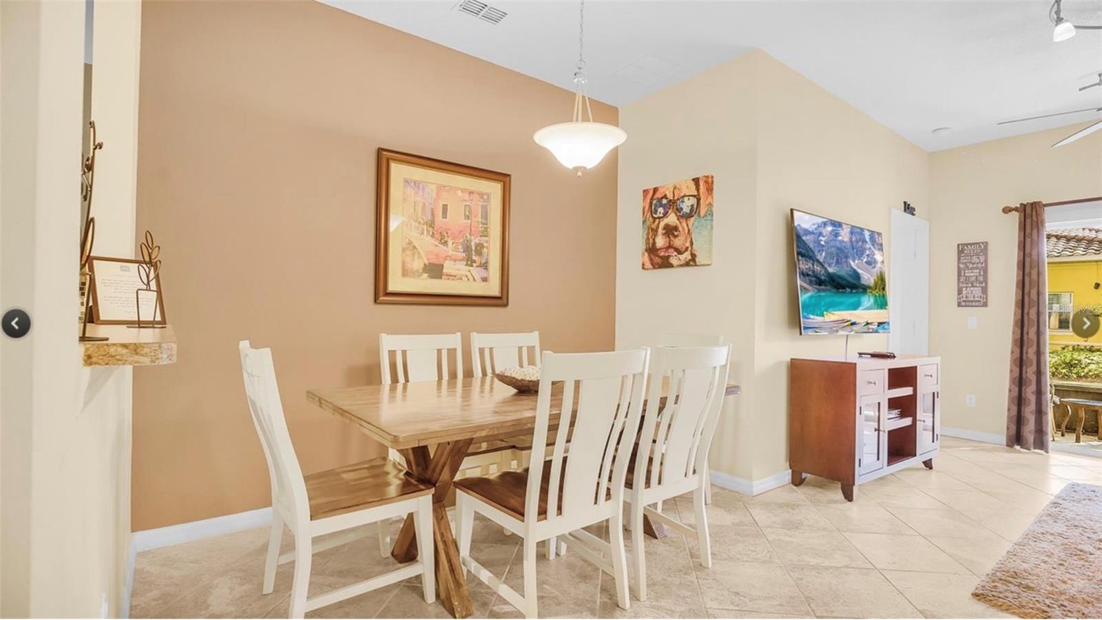 2711 Oakwater Drive, FL
