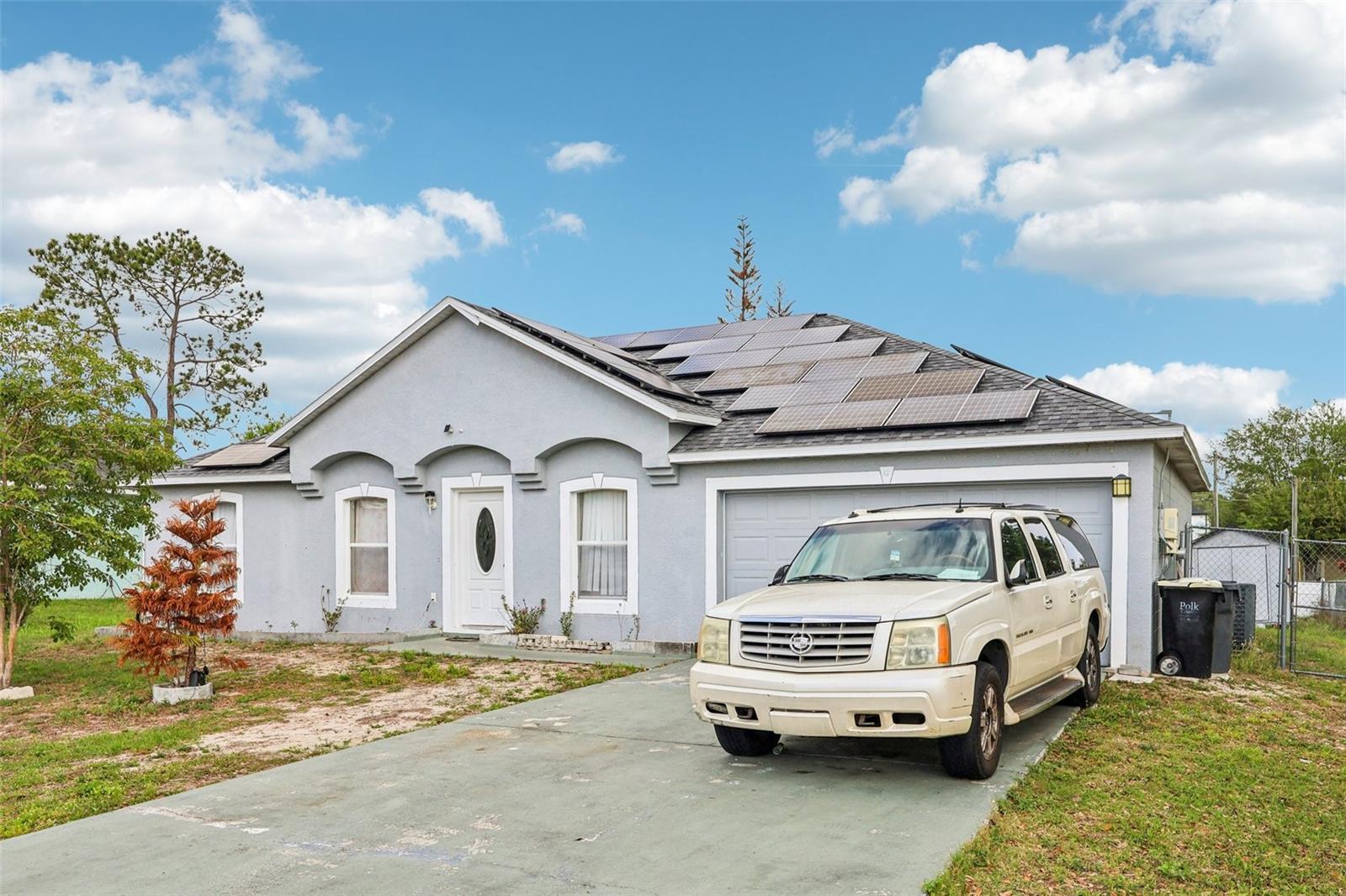 42 Inconnu Dr, FL
