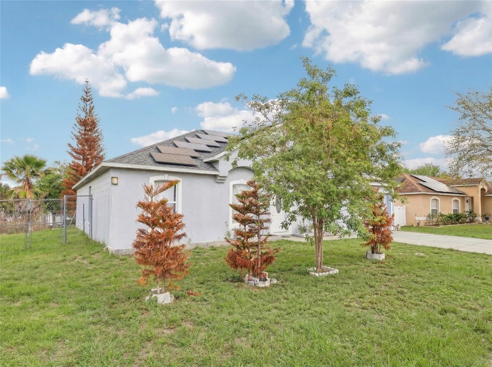 42 Inconnu Dr, FL