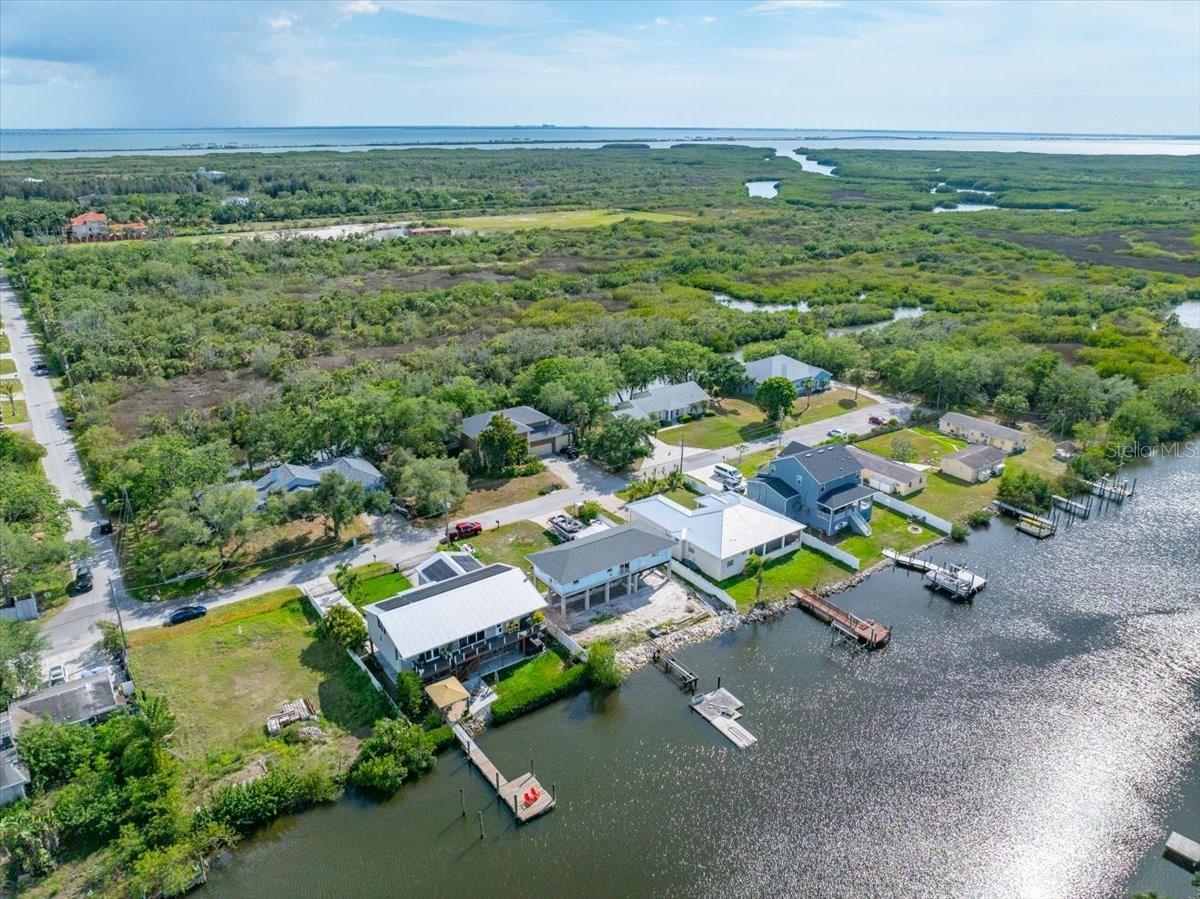 8813 Lagoon Street, FL