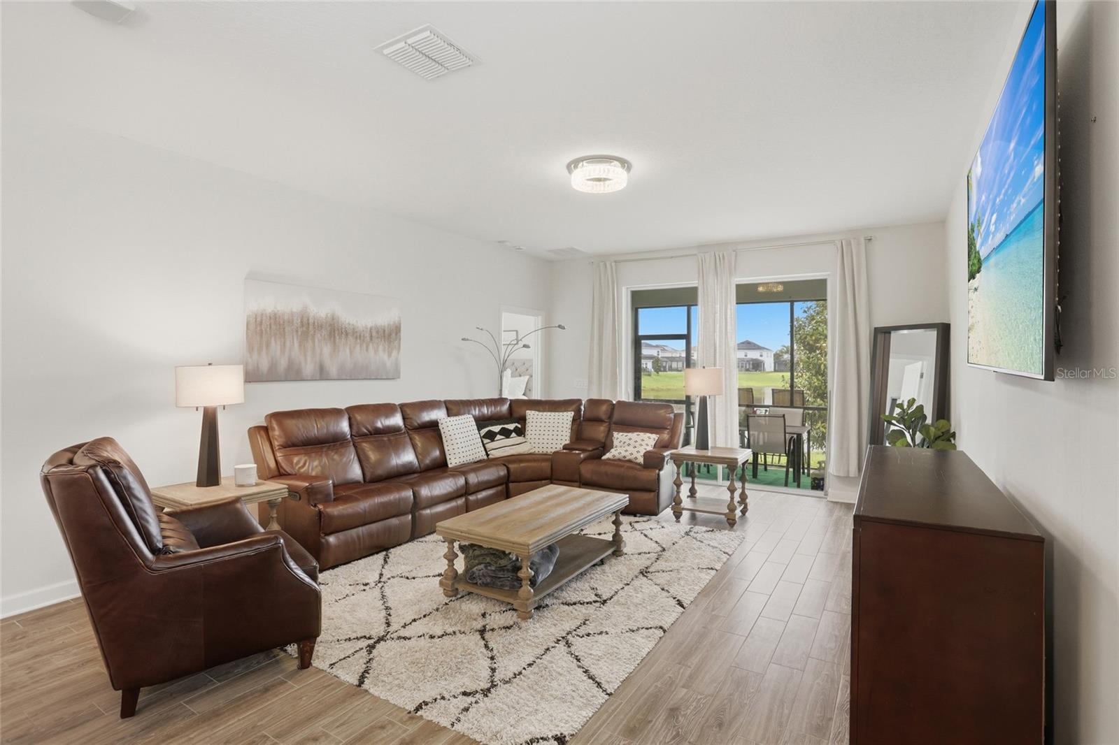 2154 Camden Loop, FL