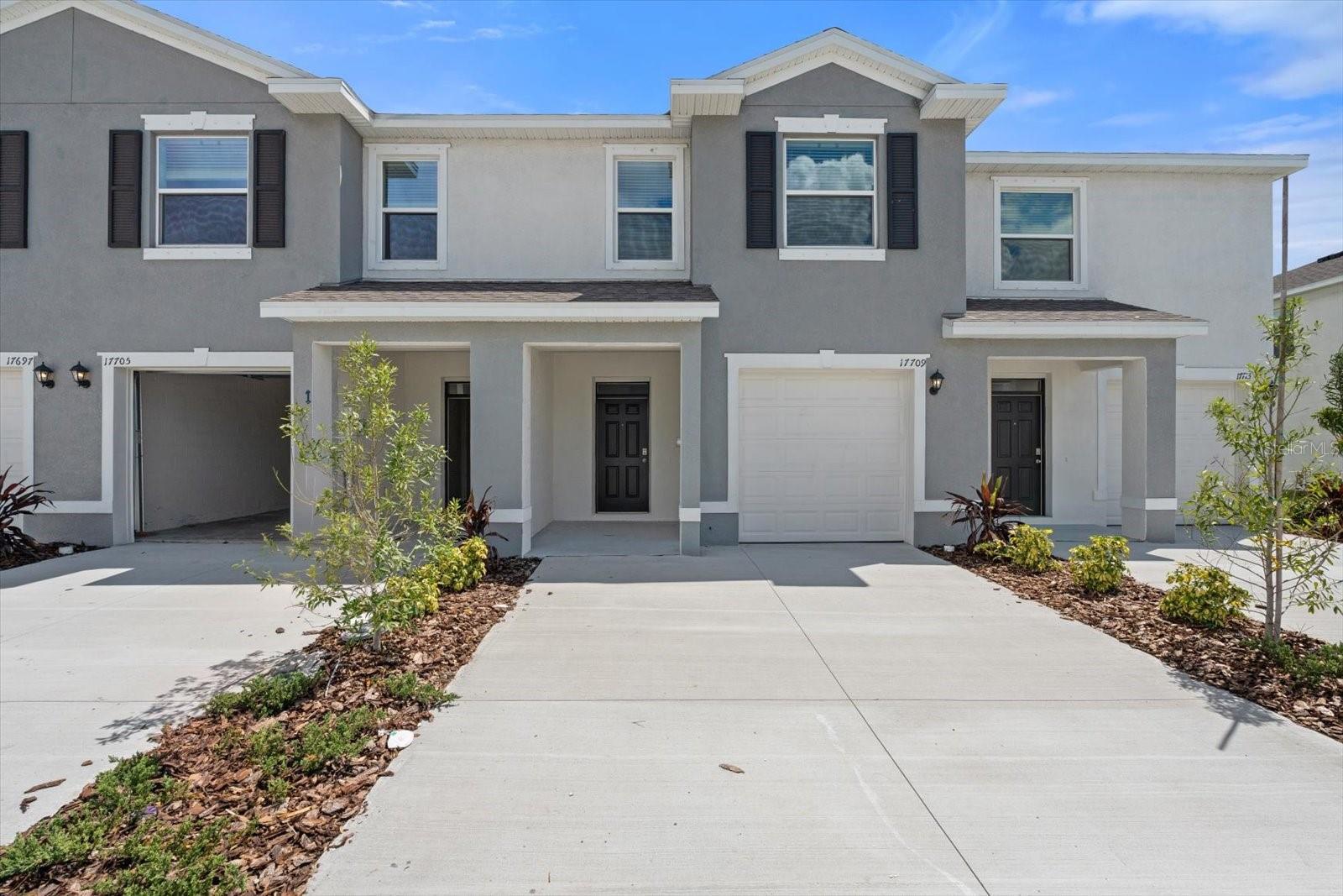 17709 Crescent Moon Loop, FL