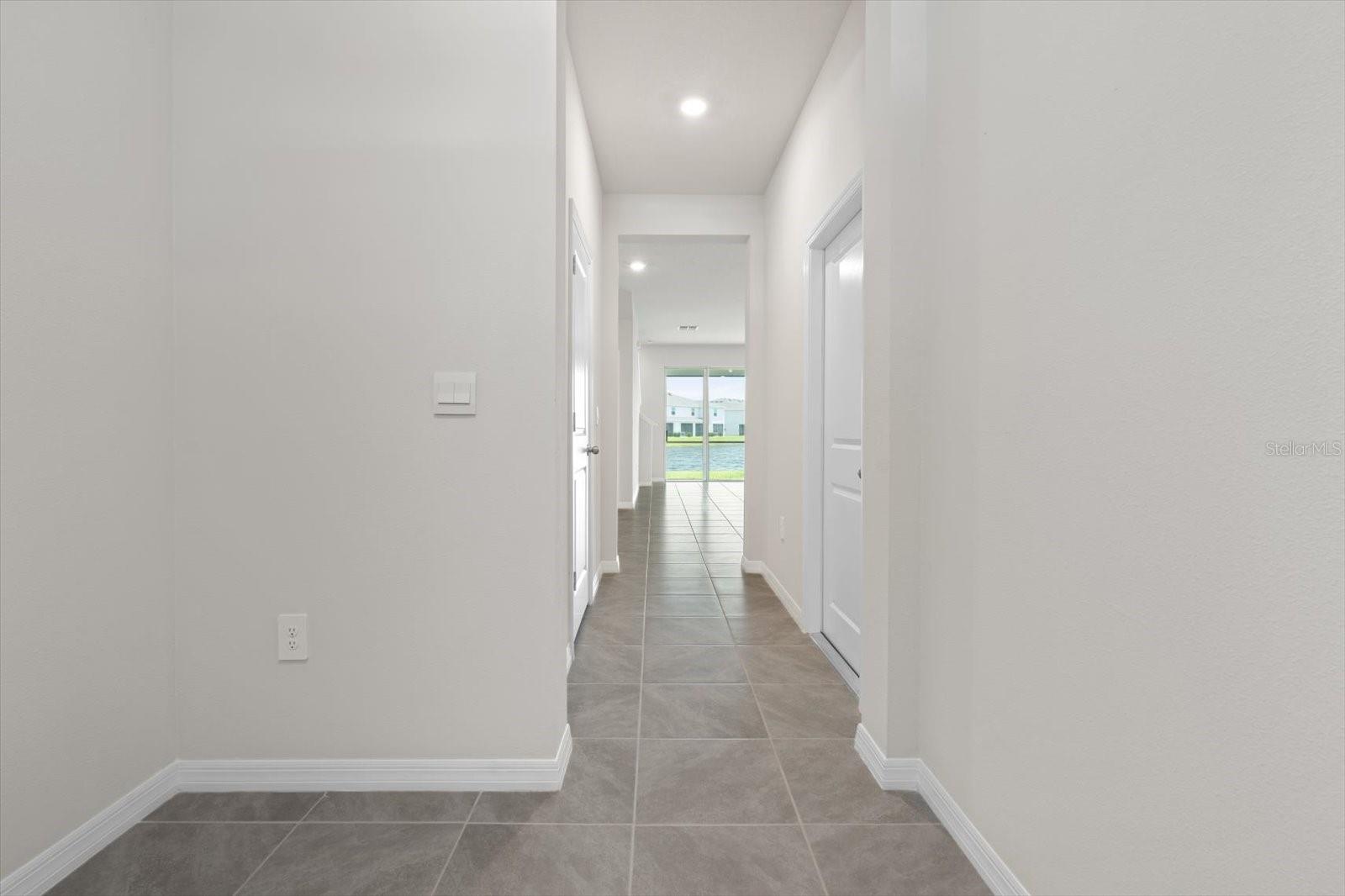 17709 Crescent Moon Loop, FL