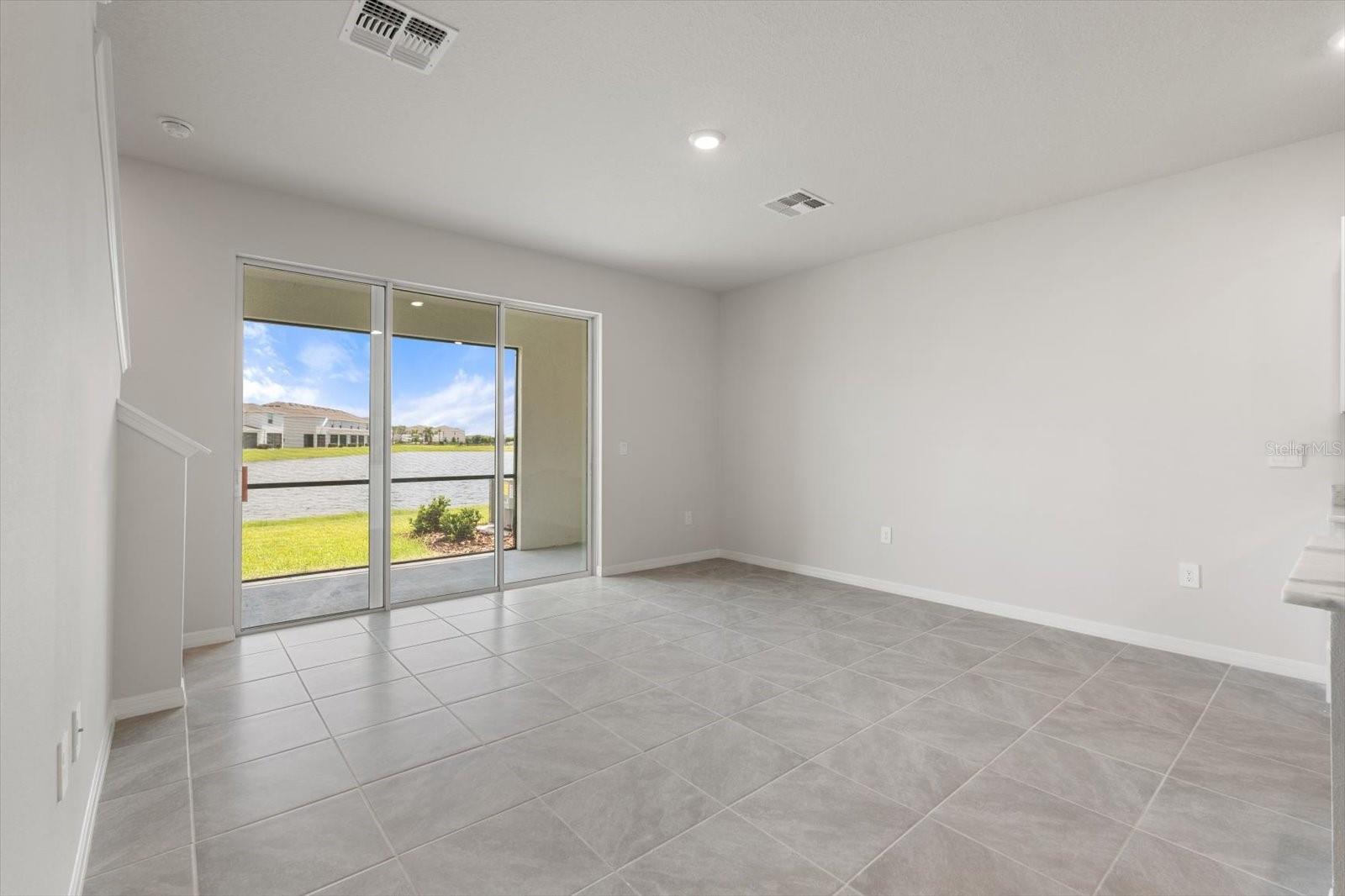 17709 Crescent Moon Loop, FL