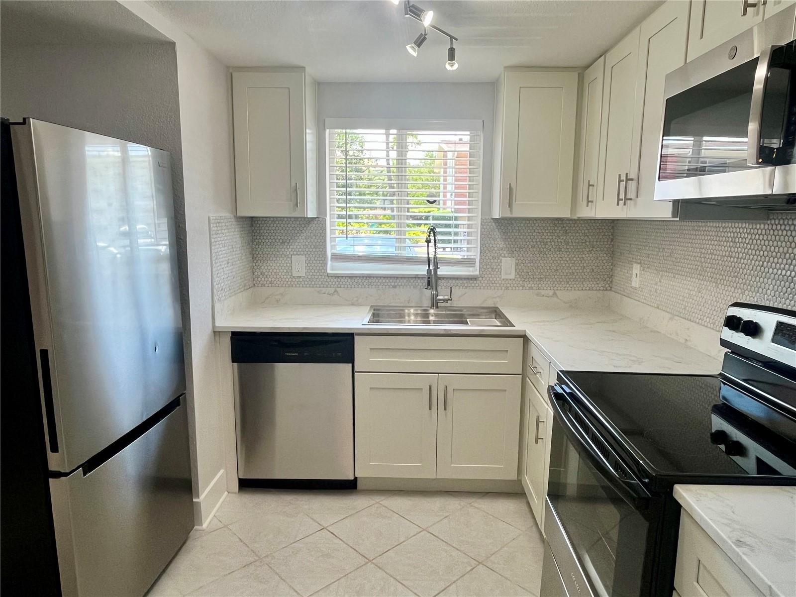 4550 Overlook Drive, FL