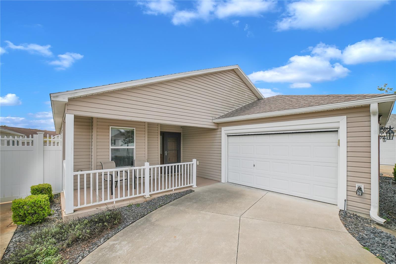 2604 Alcade Place, FL
