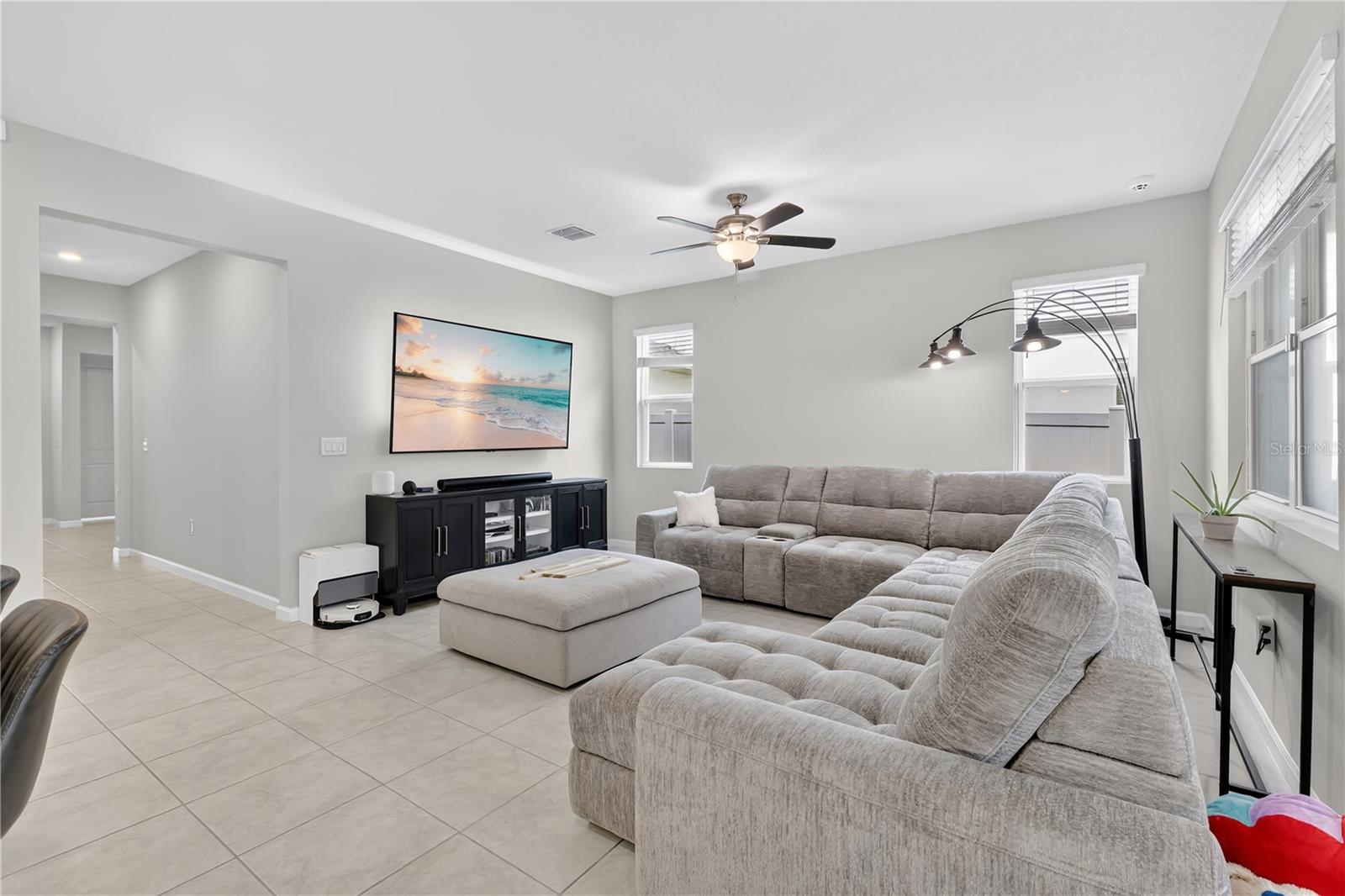 4334 Southern Vista Loop, FL