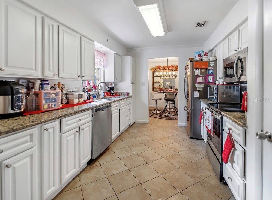 5516 Sedgefield Street, FL