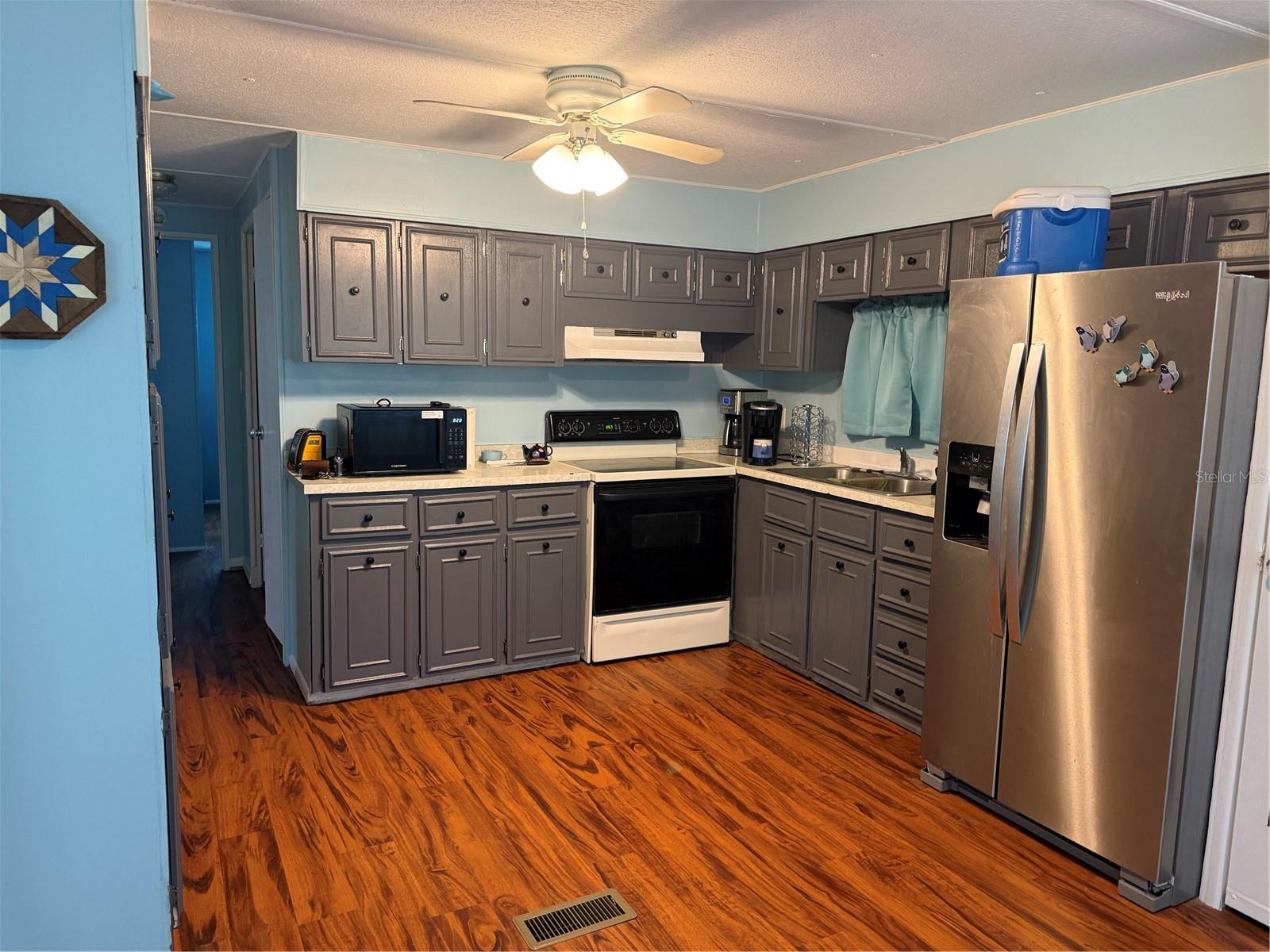 7411 Fairlane Avenue, FL