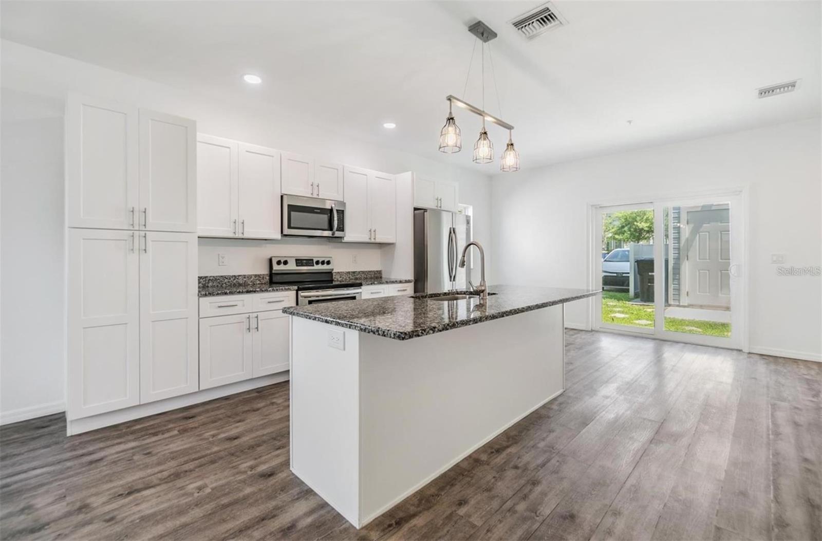 1264 Pierce Street, FL