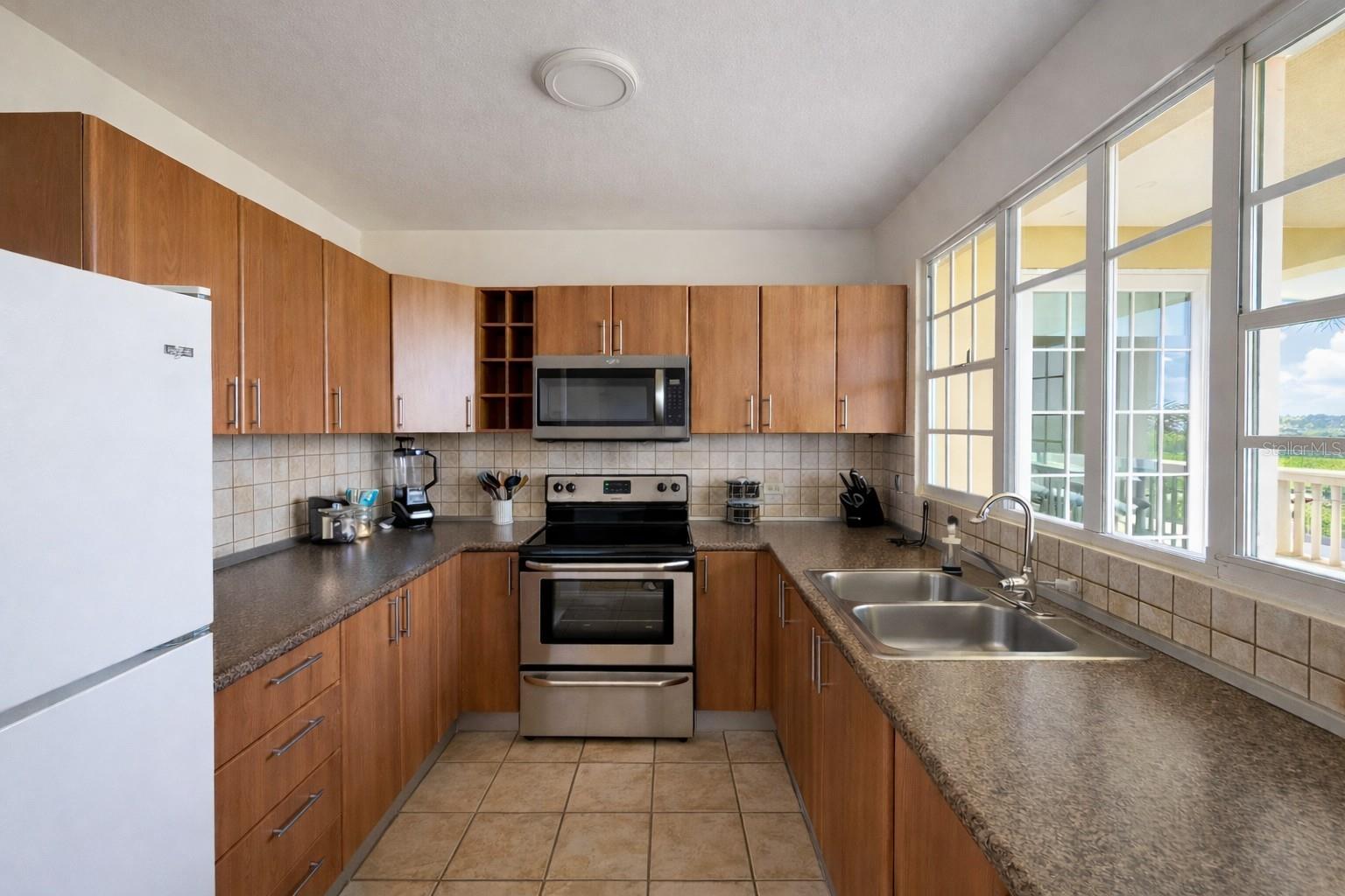 7 Costa Dorada, PR