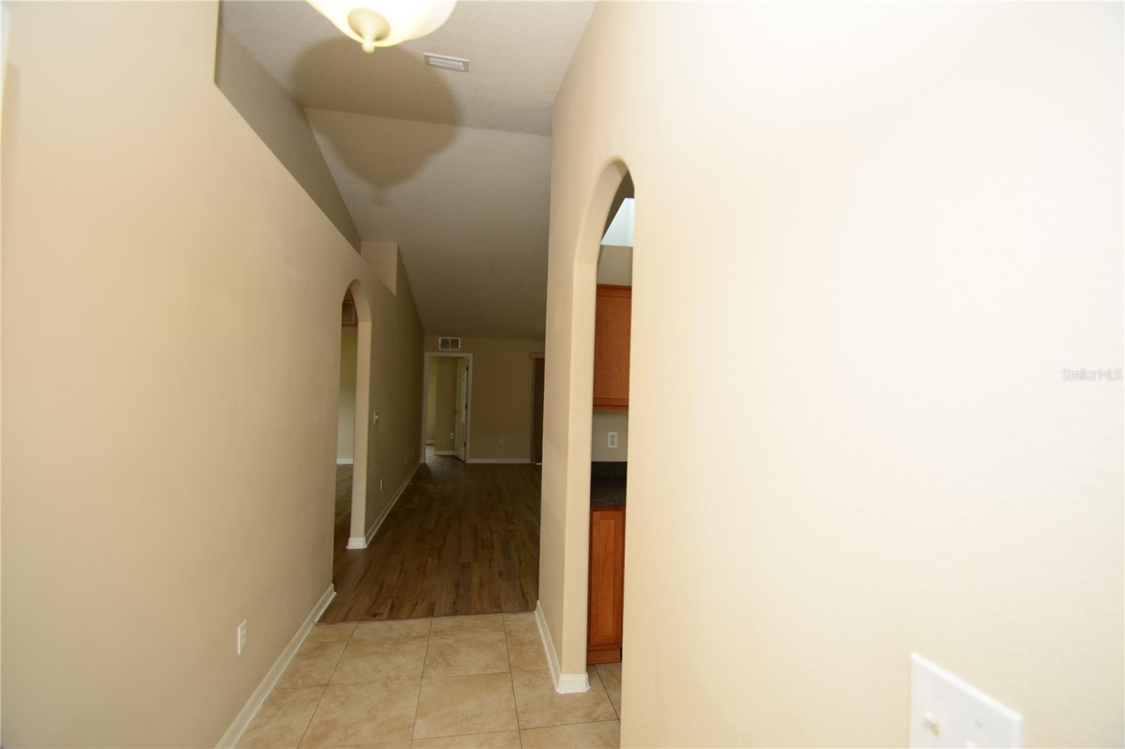 20 Wheeler Lane, FL