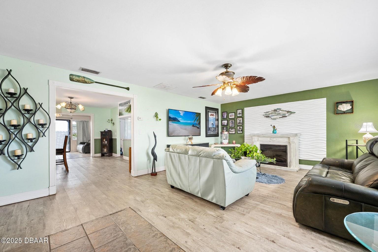 4322 Atlantic Avenue, FL