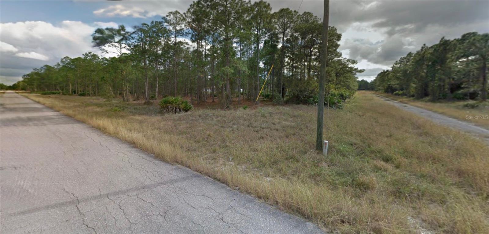22 Louis Avenue, FL