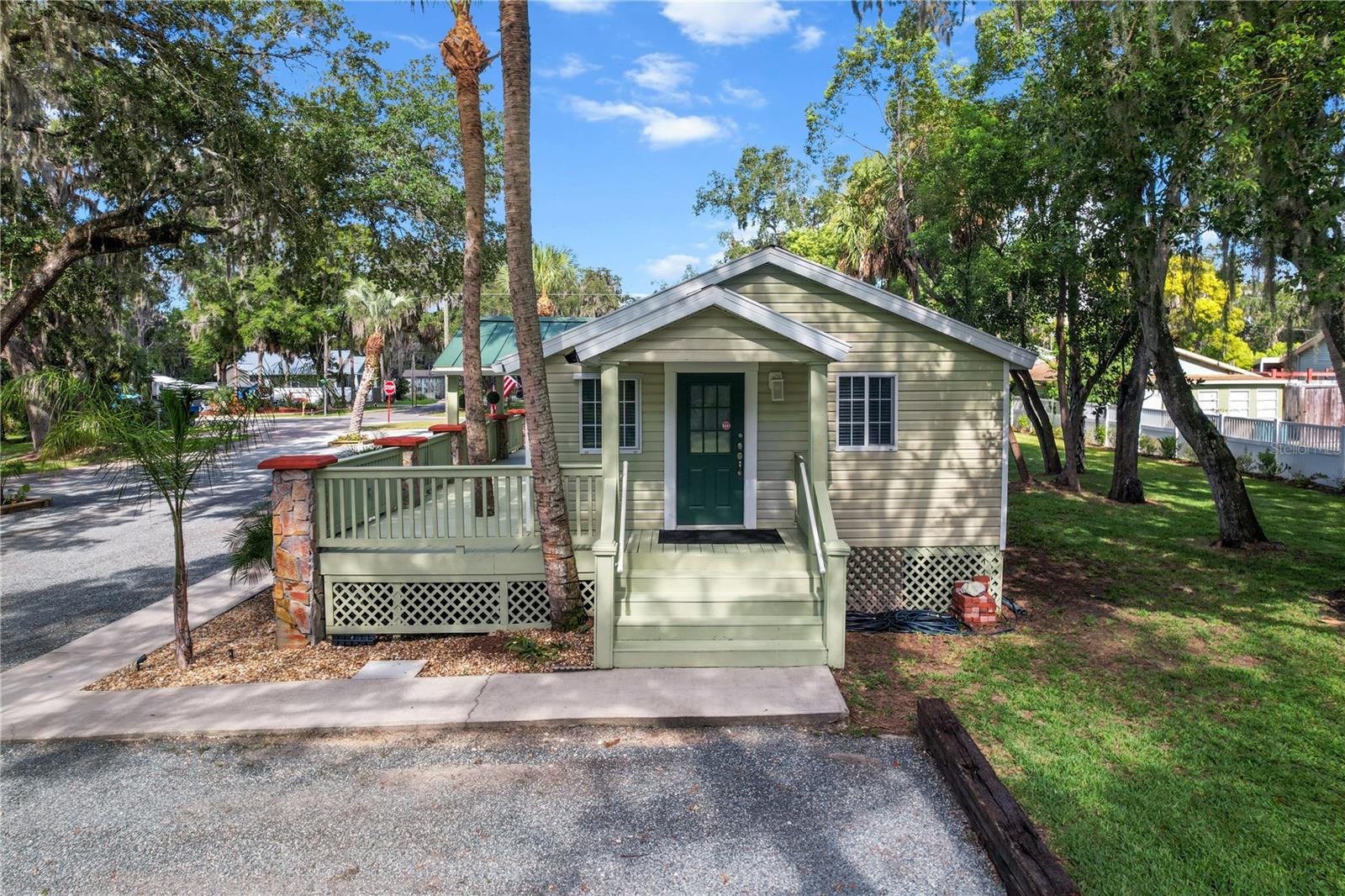 107 4th Street, FL