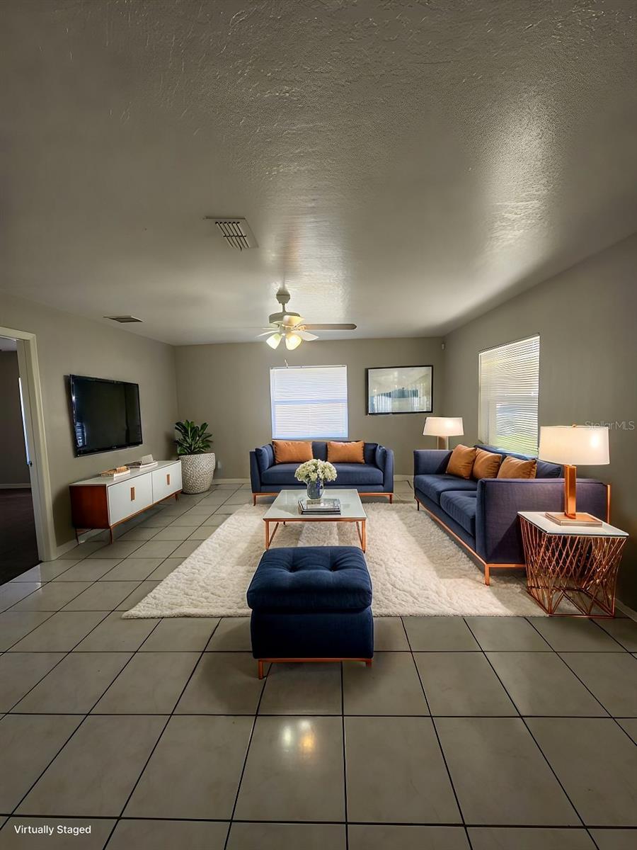 319 Baccarat Court, FL