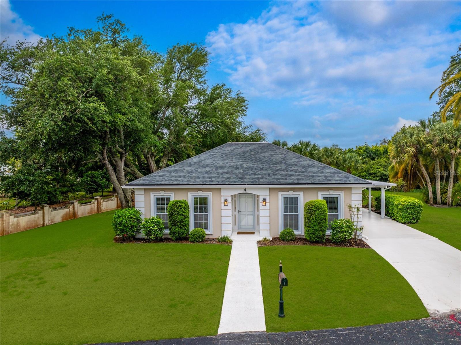 4 Curacao Circle, FL