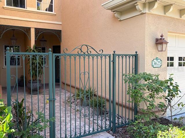 3625 Square West Lane, FL