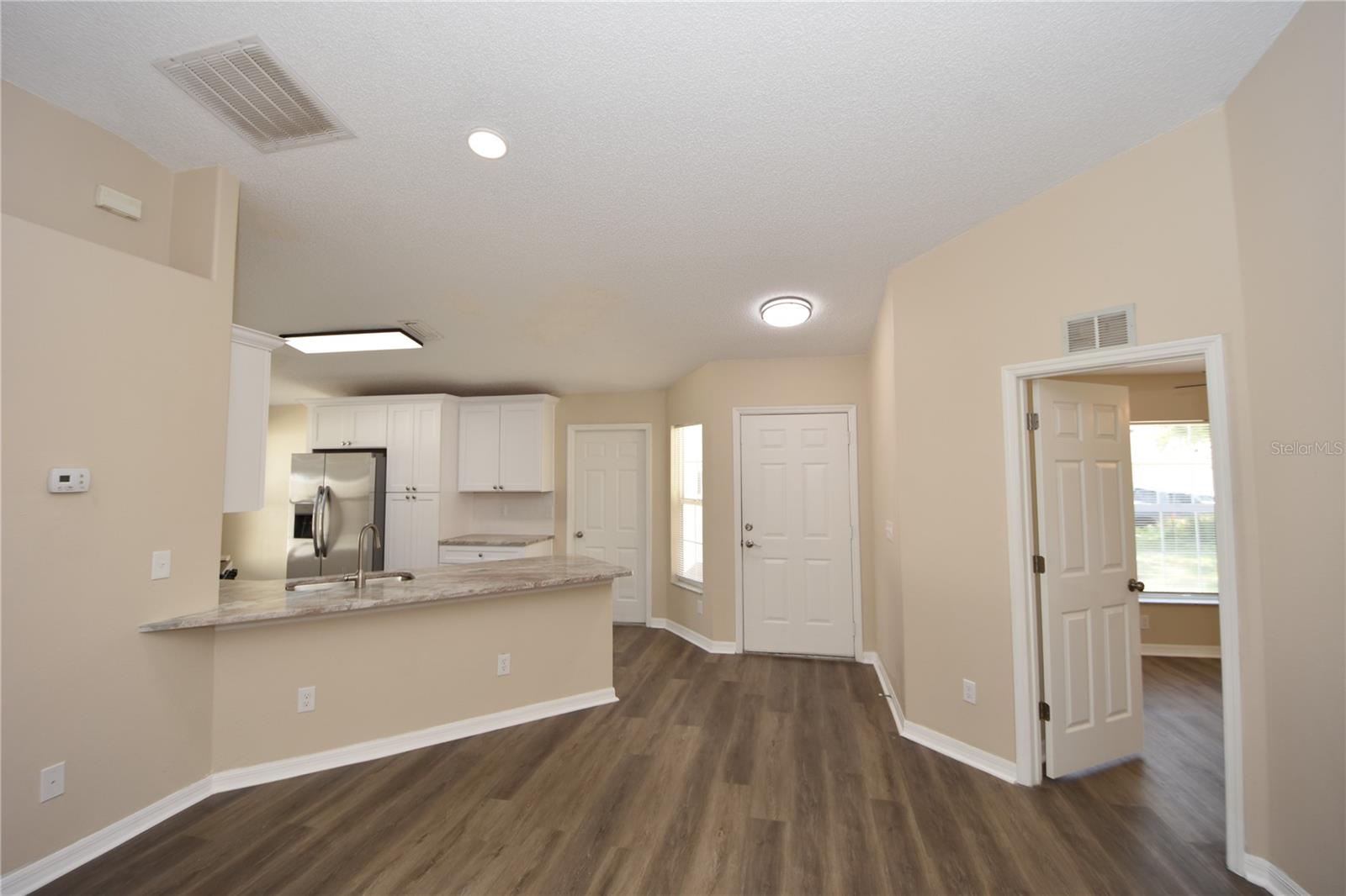 6 Seckel Court, FL
