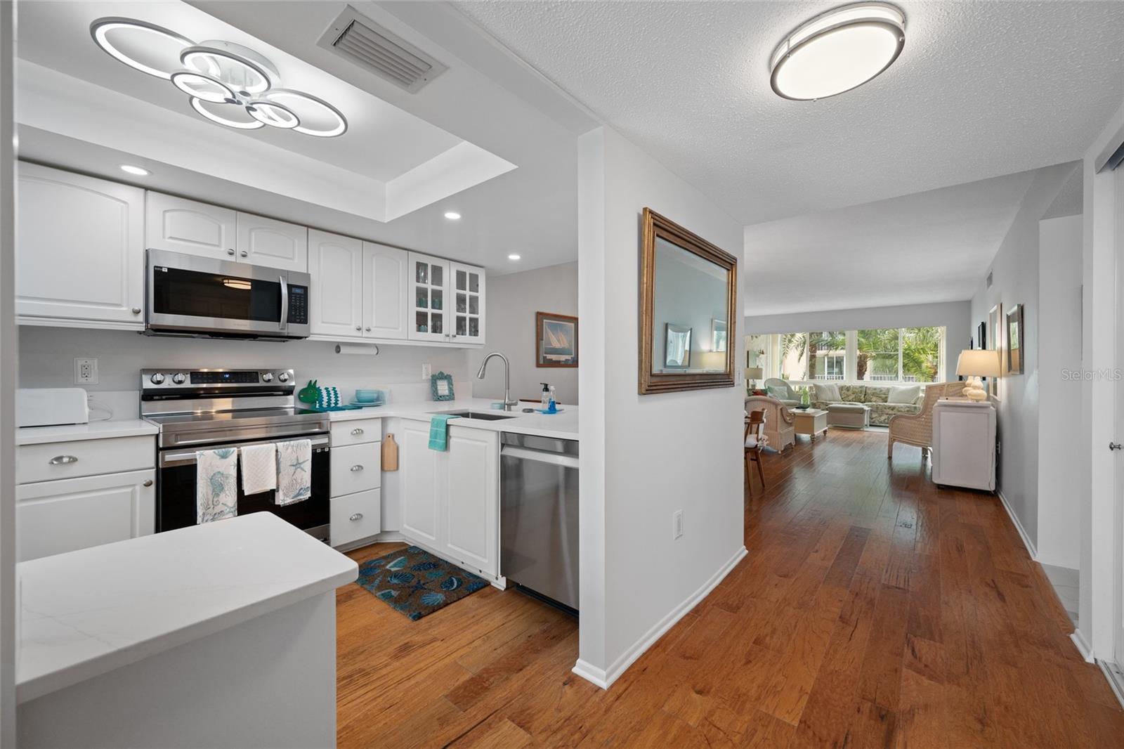 121 Island Way, FL