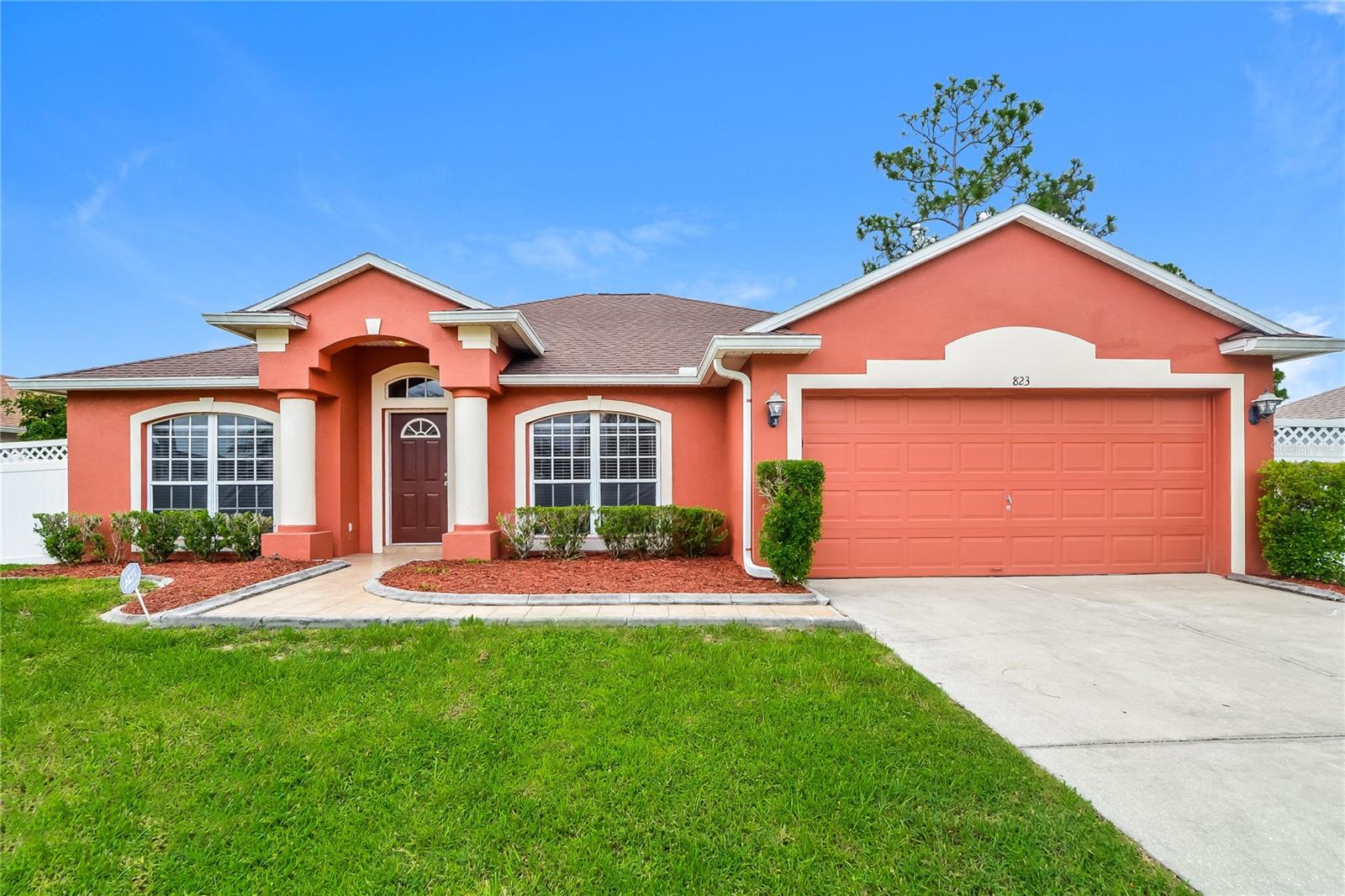 823 Abbeville Court, FL