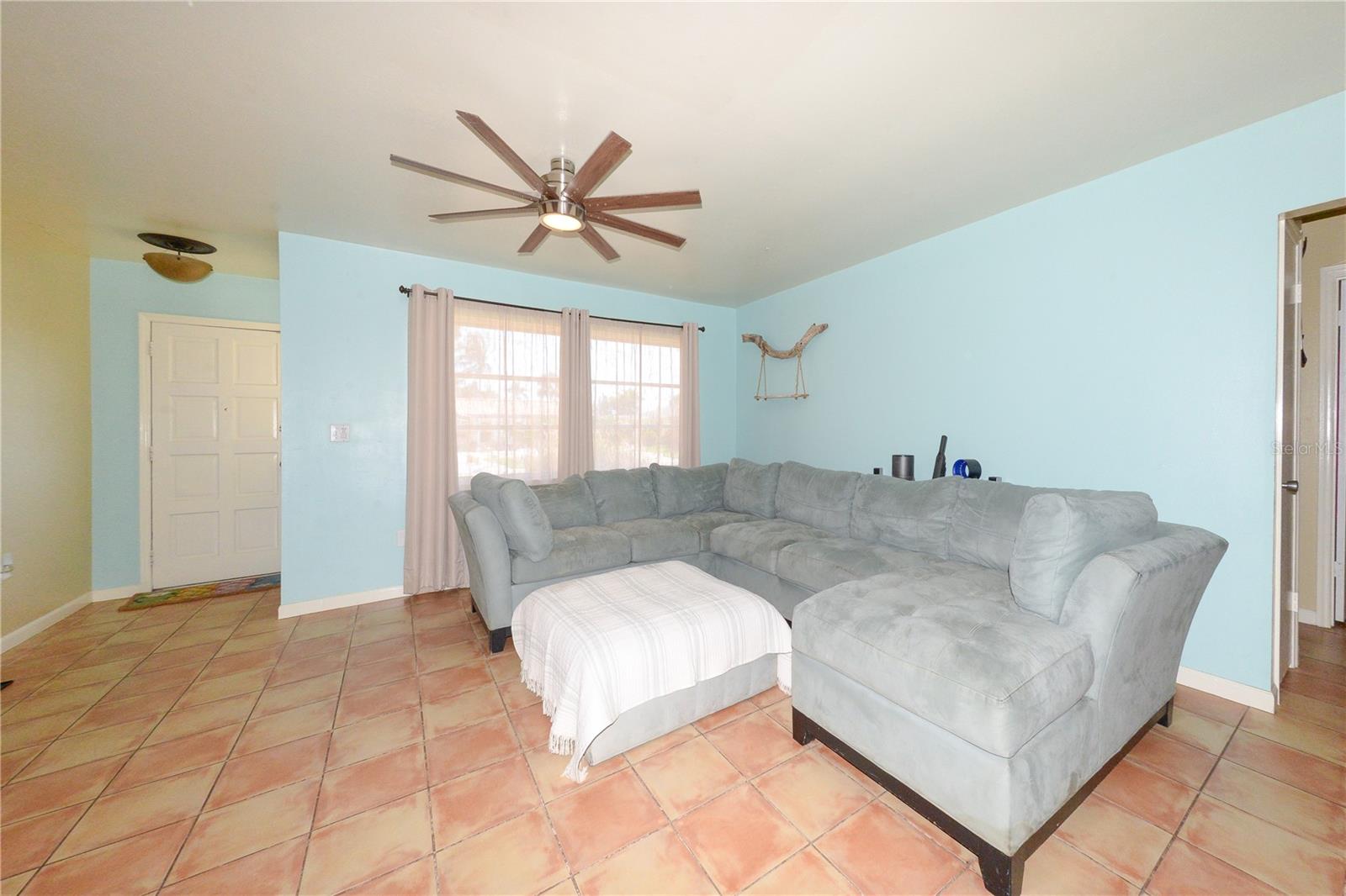 9215 Kingston Road, FL