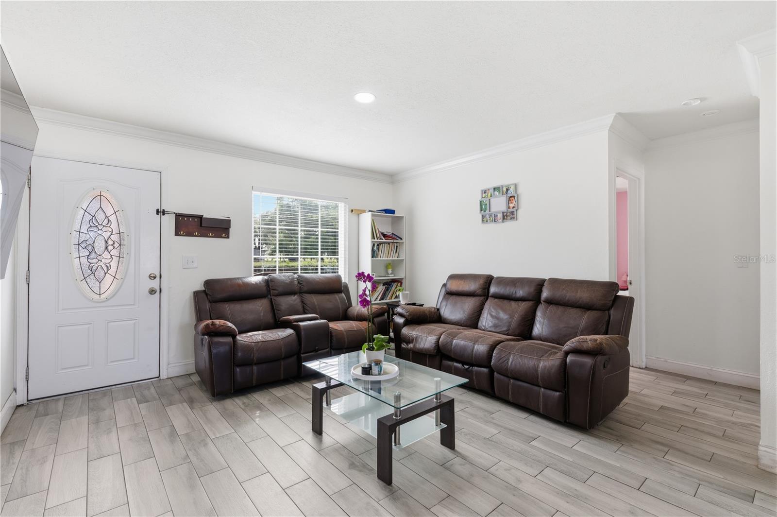 214 Thompson Road, FL