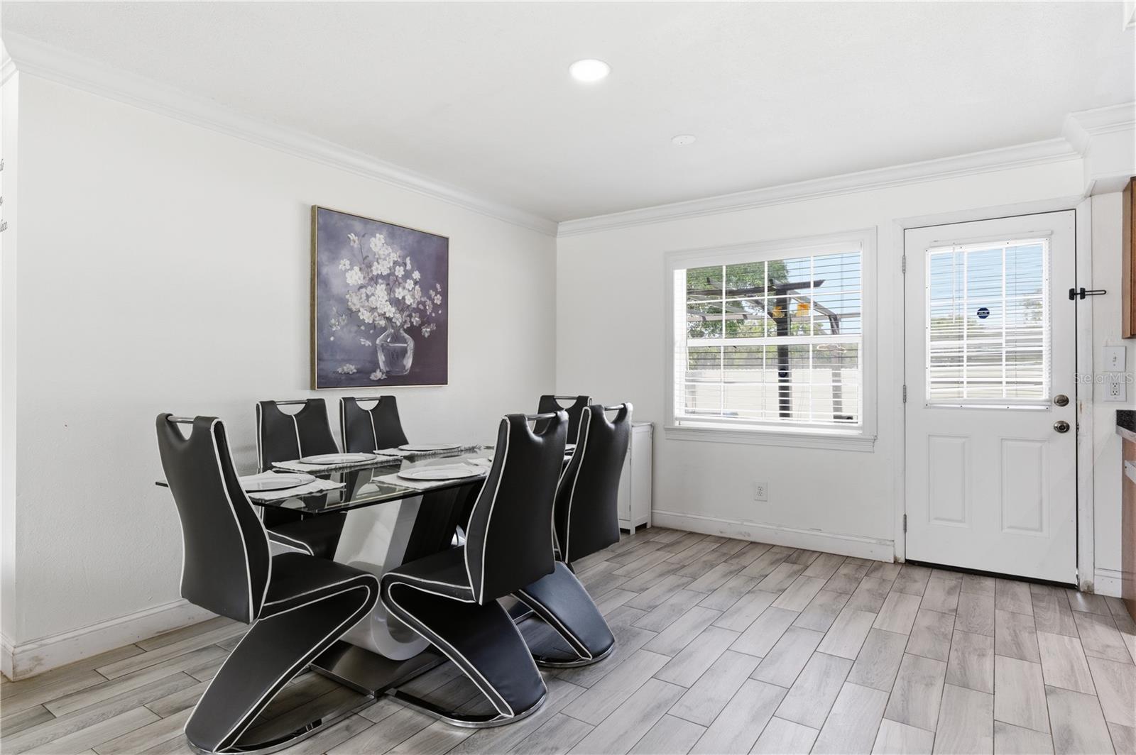 214 Thompson Road, FL