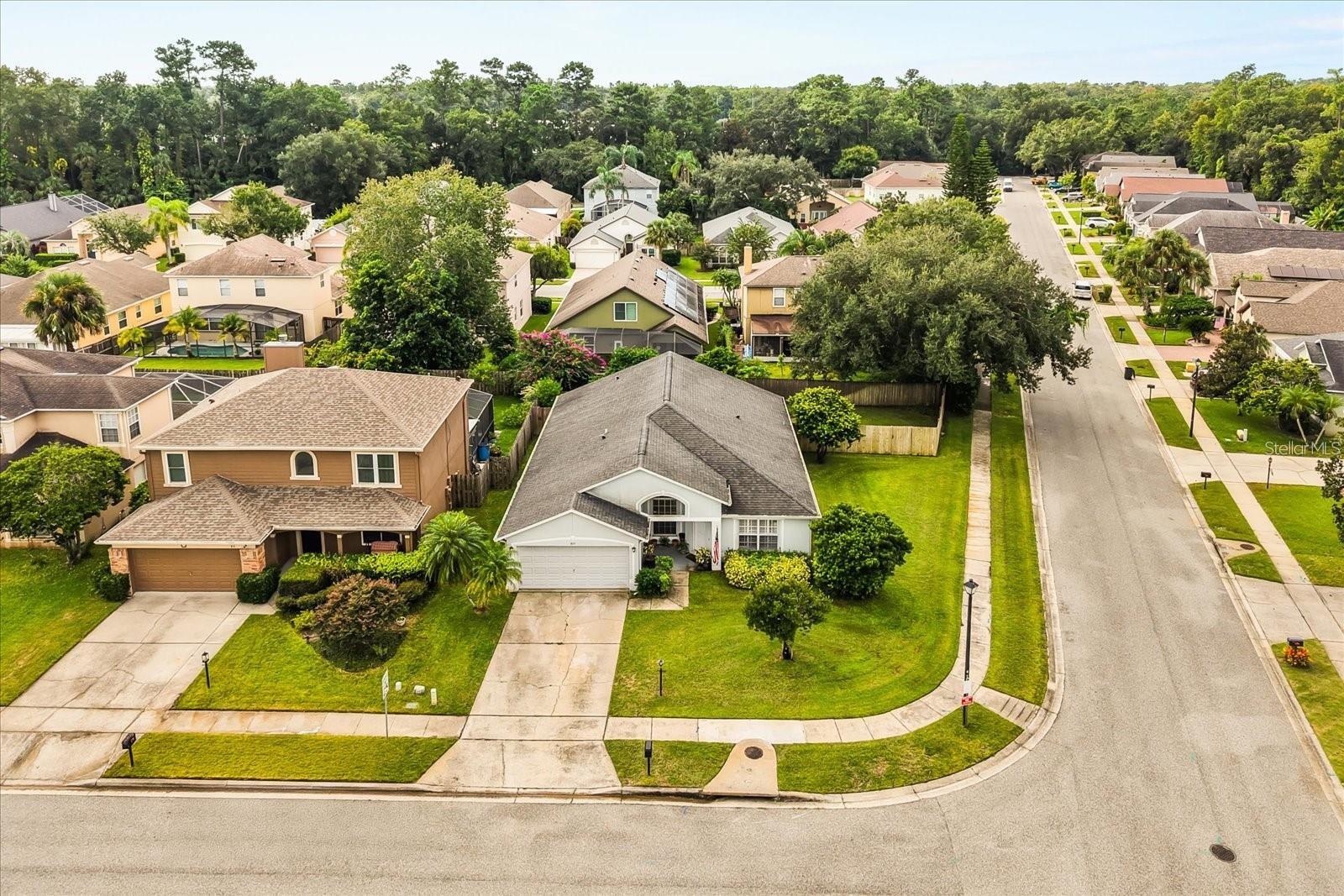 805 Lewis Place, FL