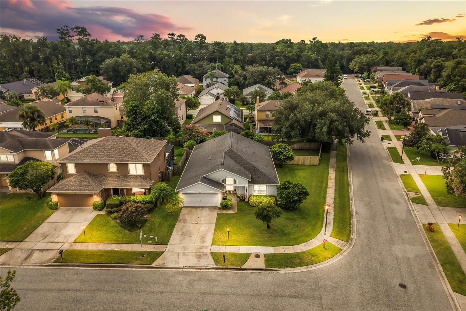 805 Lewis Place, FL
