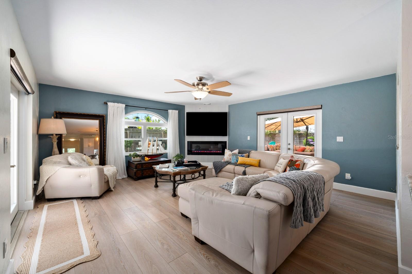 1100 36th Avenue, FL