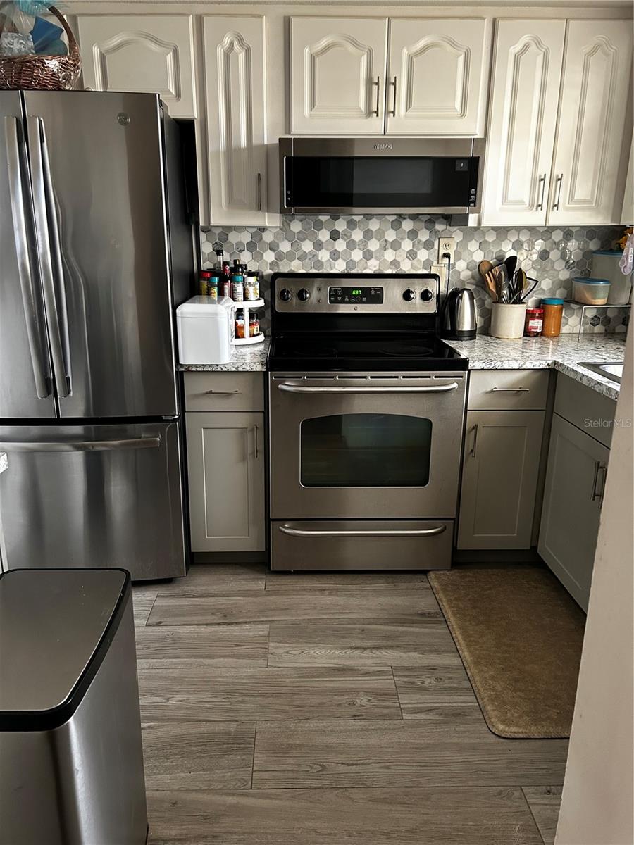 5059 Live Oak Circle, FL