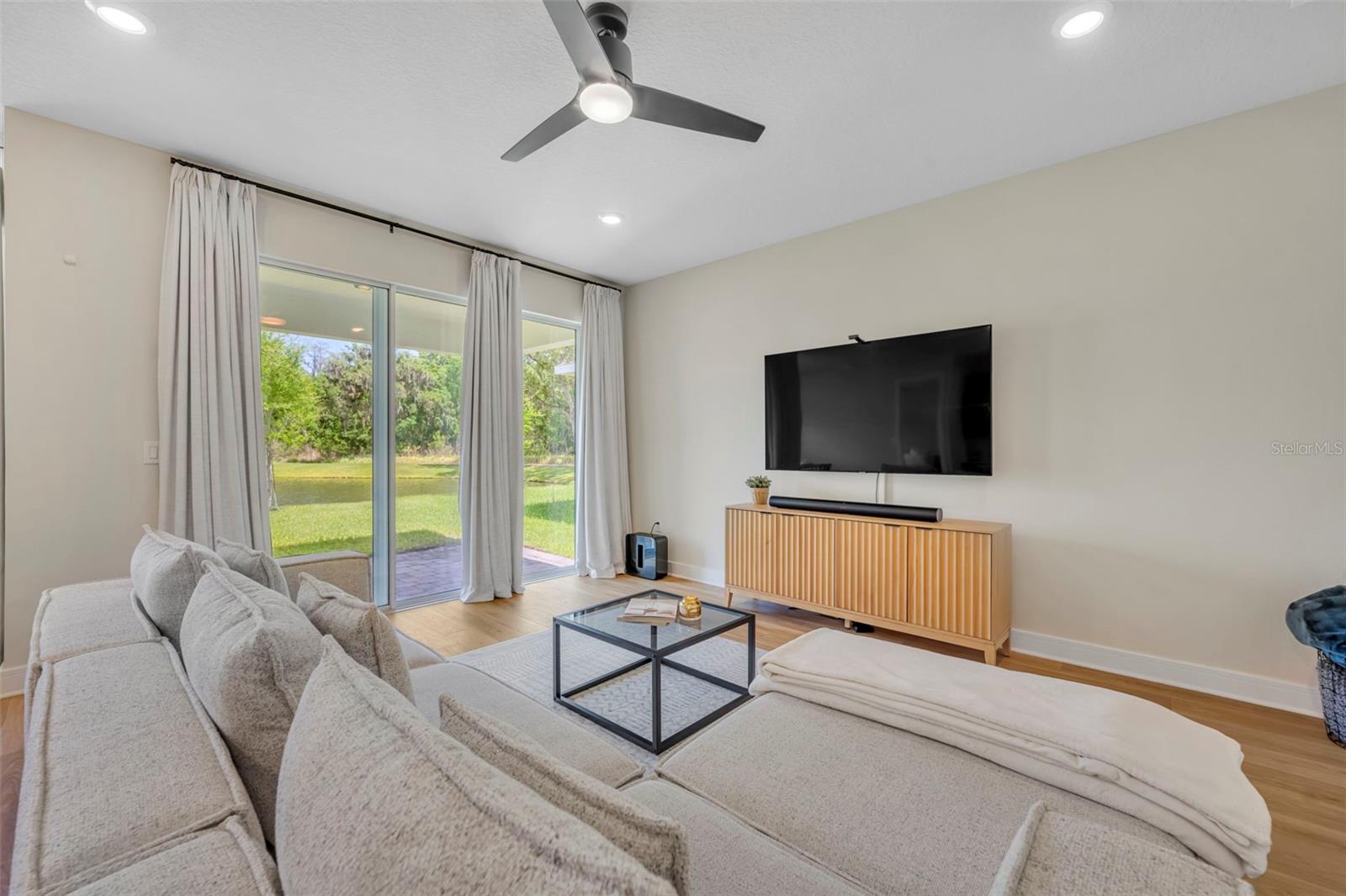 5346 Royal Point Avenue, FL
