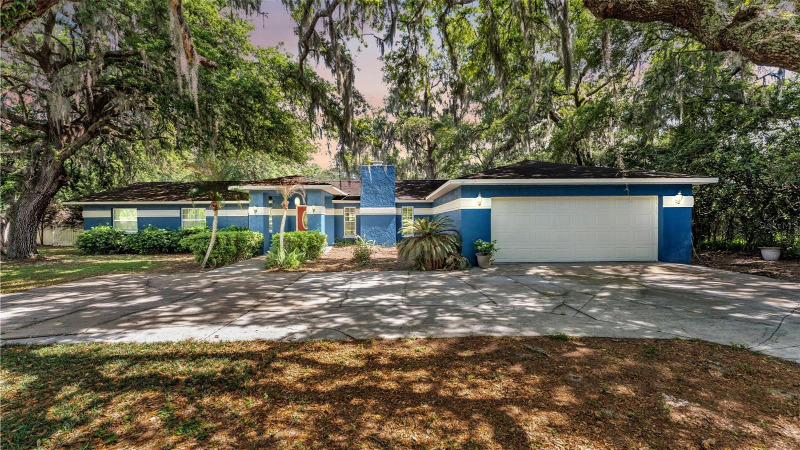 1121 Old Polk City Road, FL
