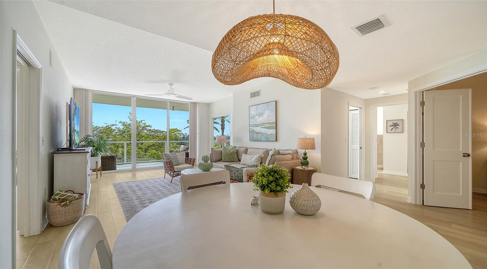 1800 Benjamin Franklin Drive, FL