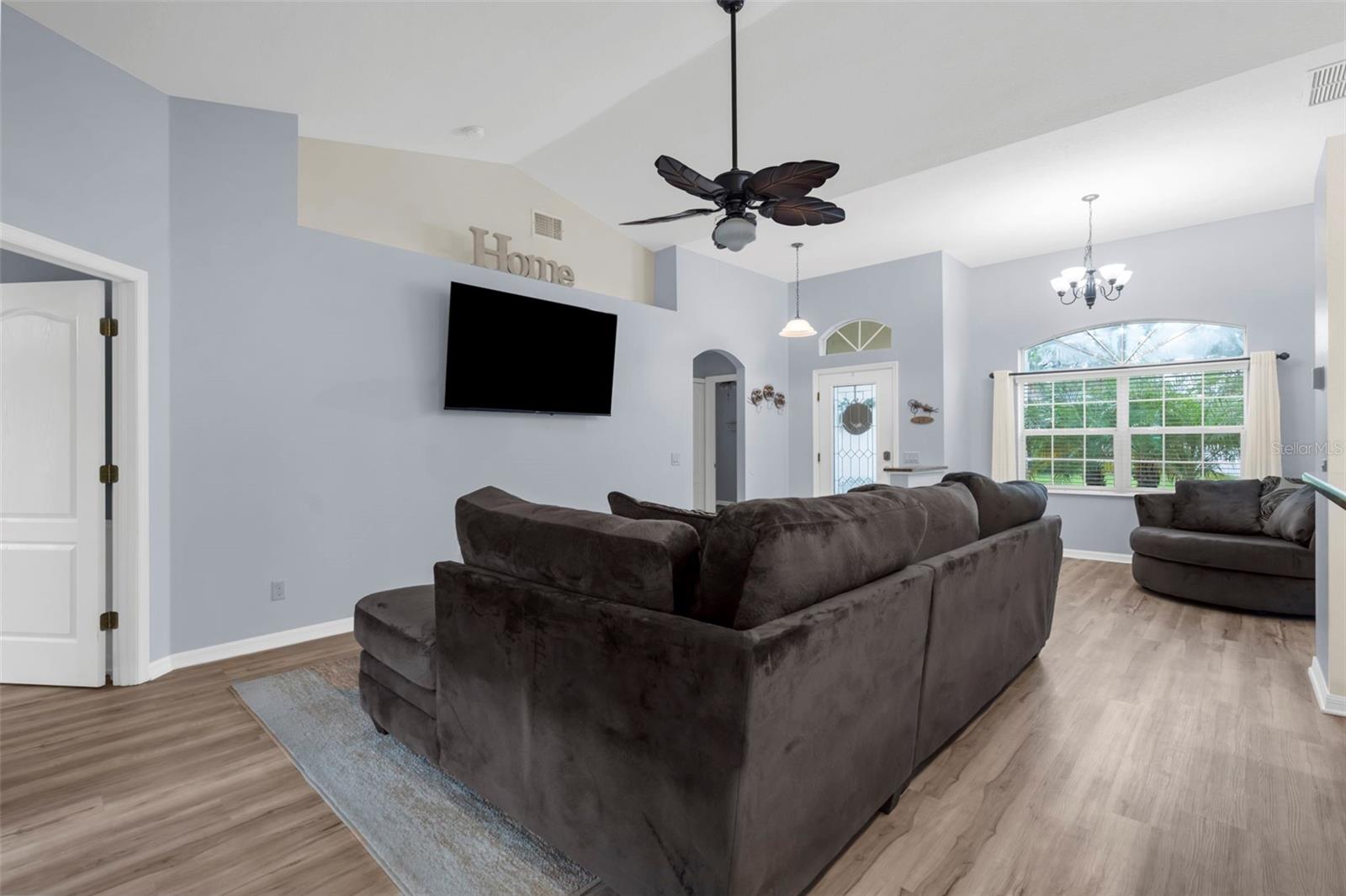 947 Seneca Road, FL