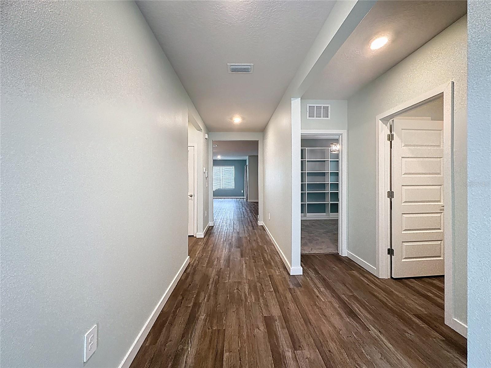 3707 Hatchery Way, FL