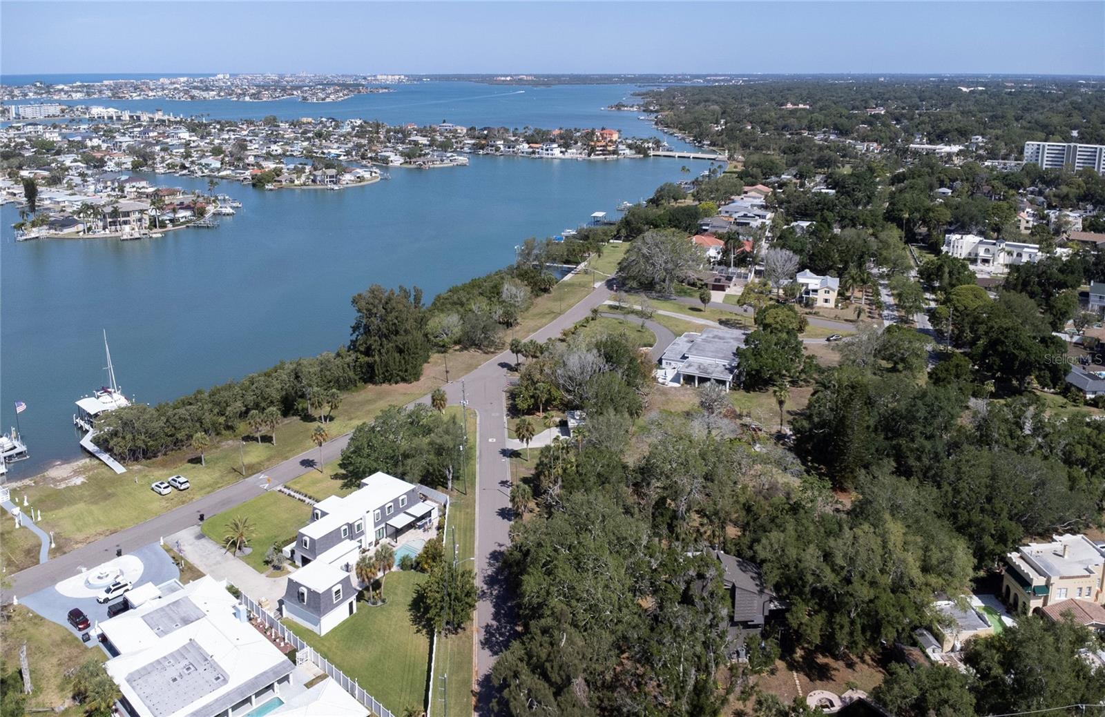 662 Villagrande Avenue, FL