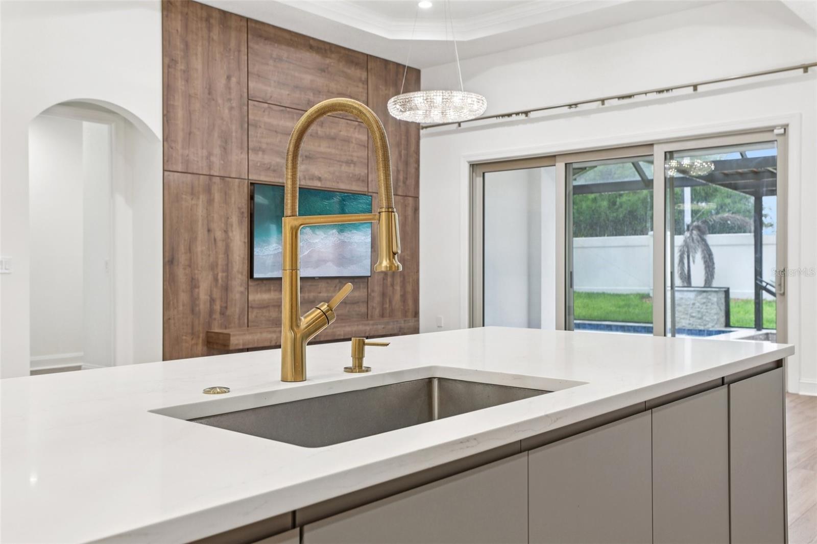 10409 Angel Oak Court, FL