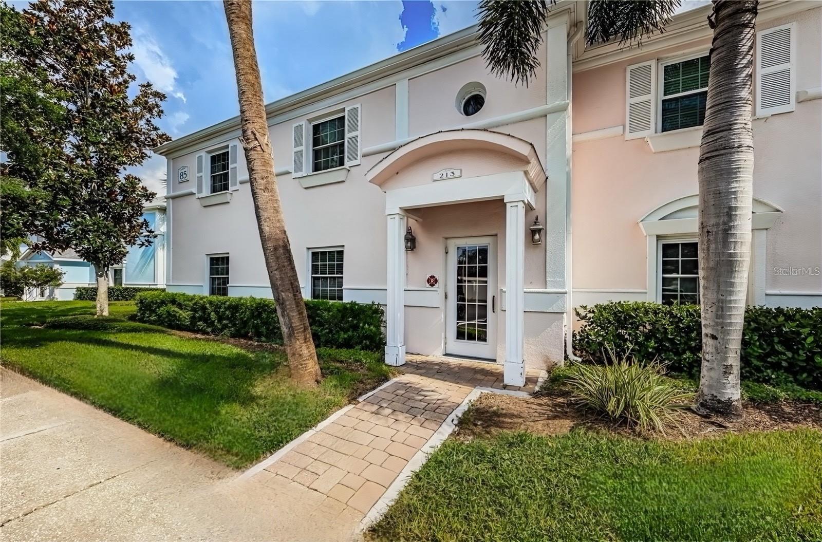 213 Seahorse Drive, FL