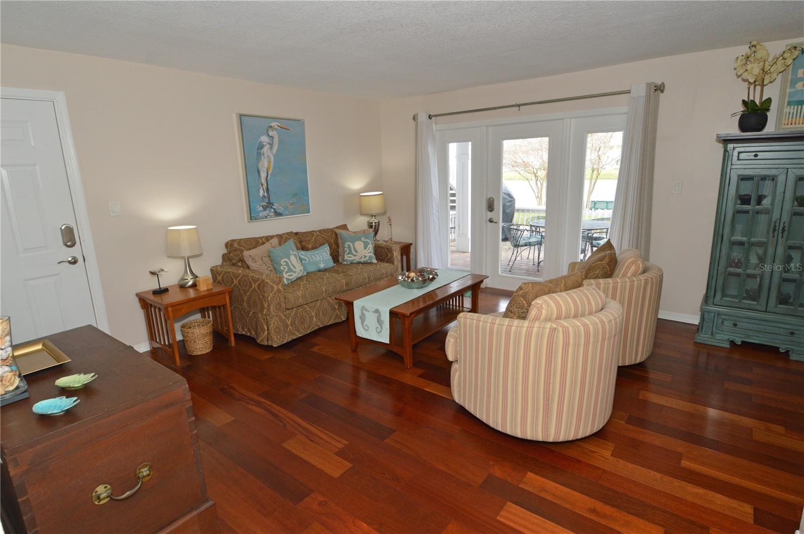 213 Seahorse Drive, FL
