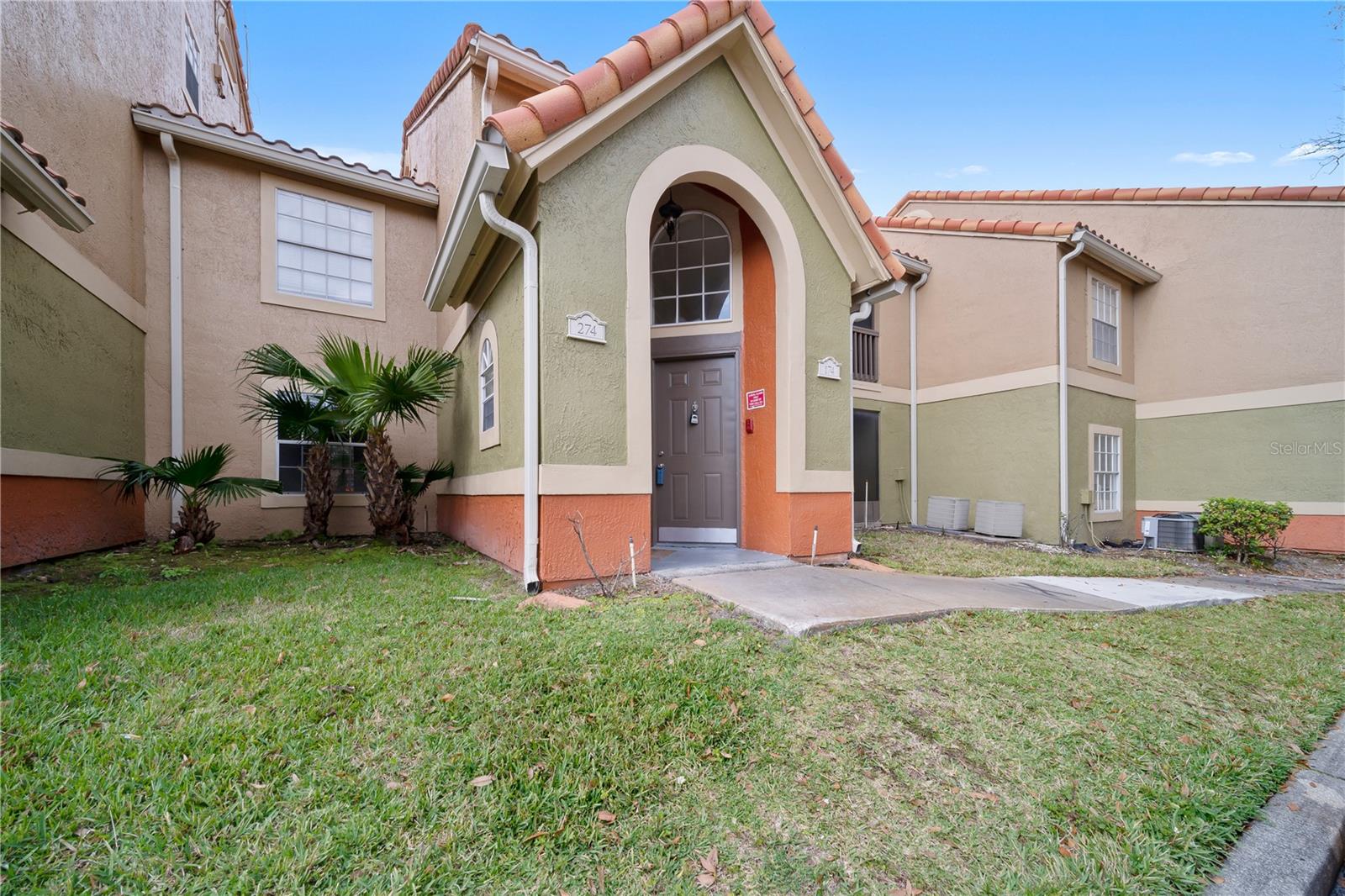 441 Fountainhead Circle, FL