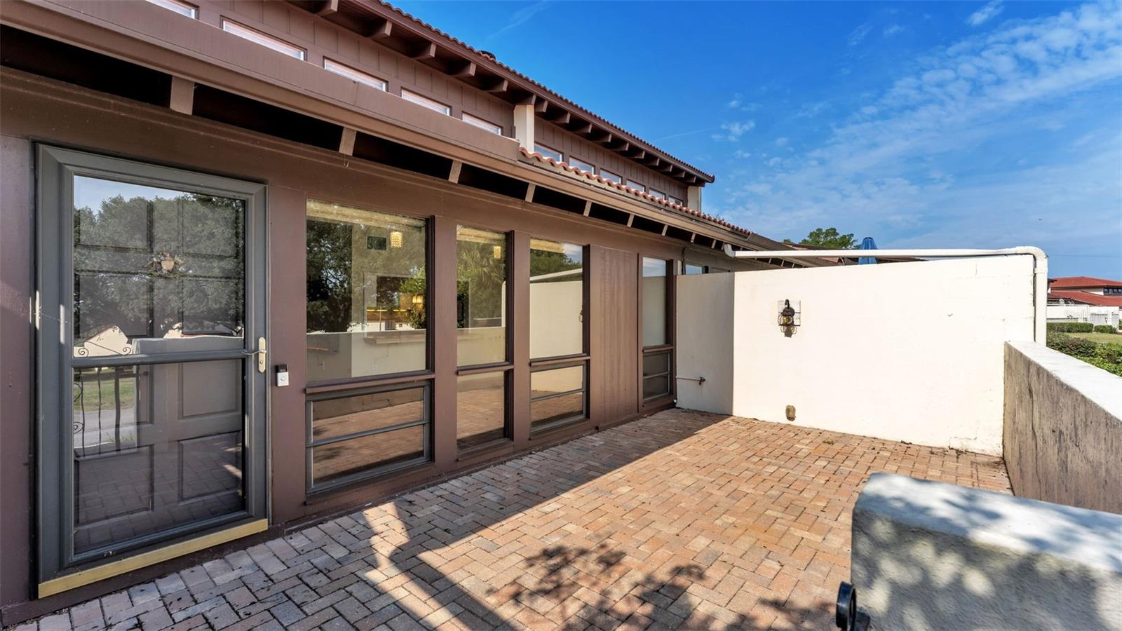 11 Loma Linda, FL